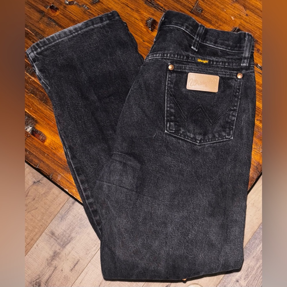 Black Wrangler Men’s Jeans